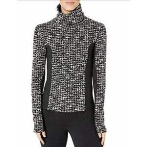 Nike Pro HyperWarm Long-Sleeve Brushed cowl turtleneck Top - EUC, Women's xs